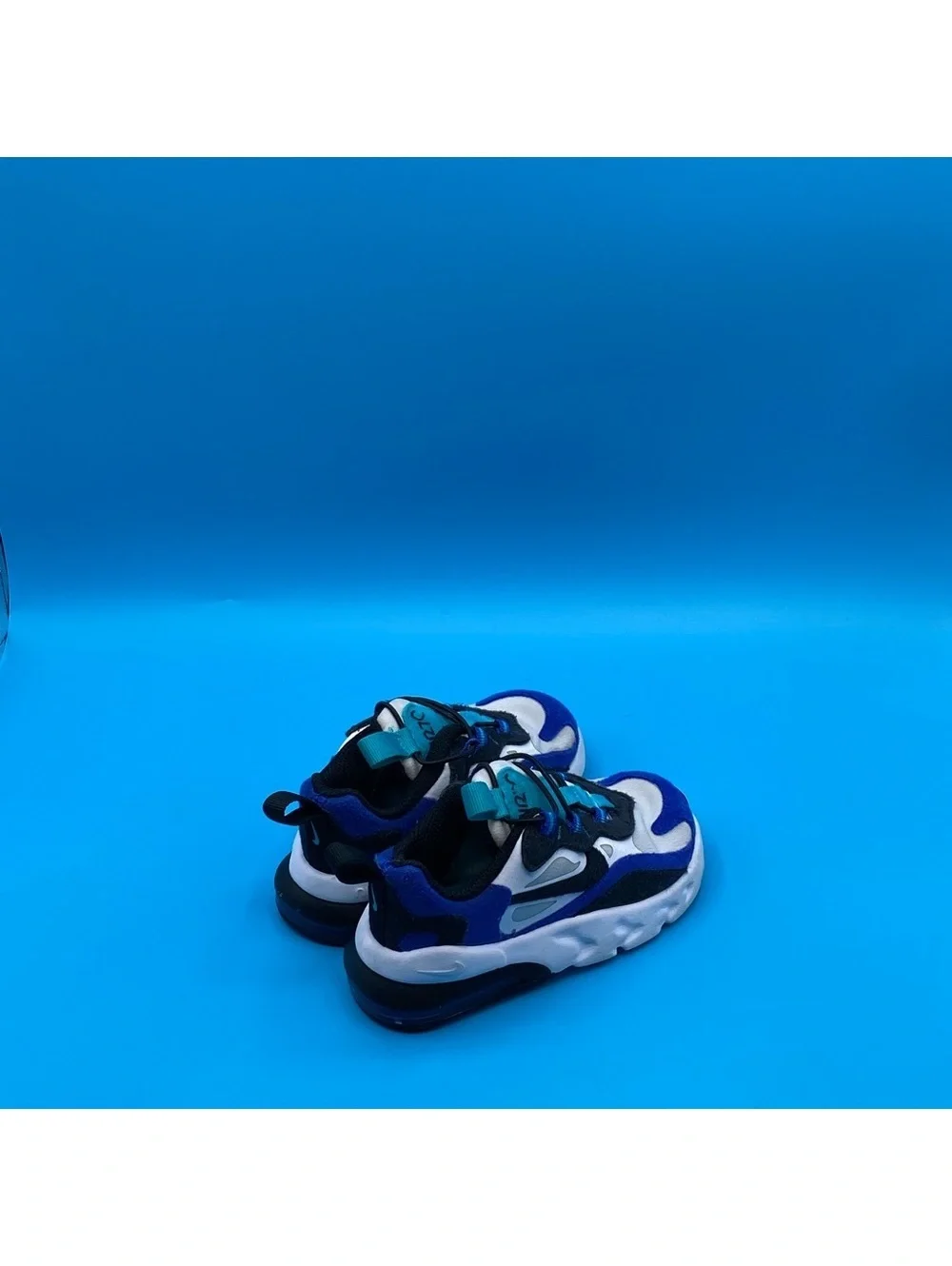 Nike Air Max 270 RT